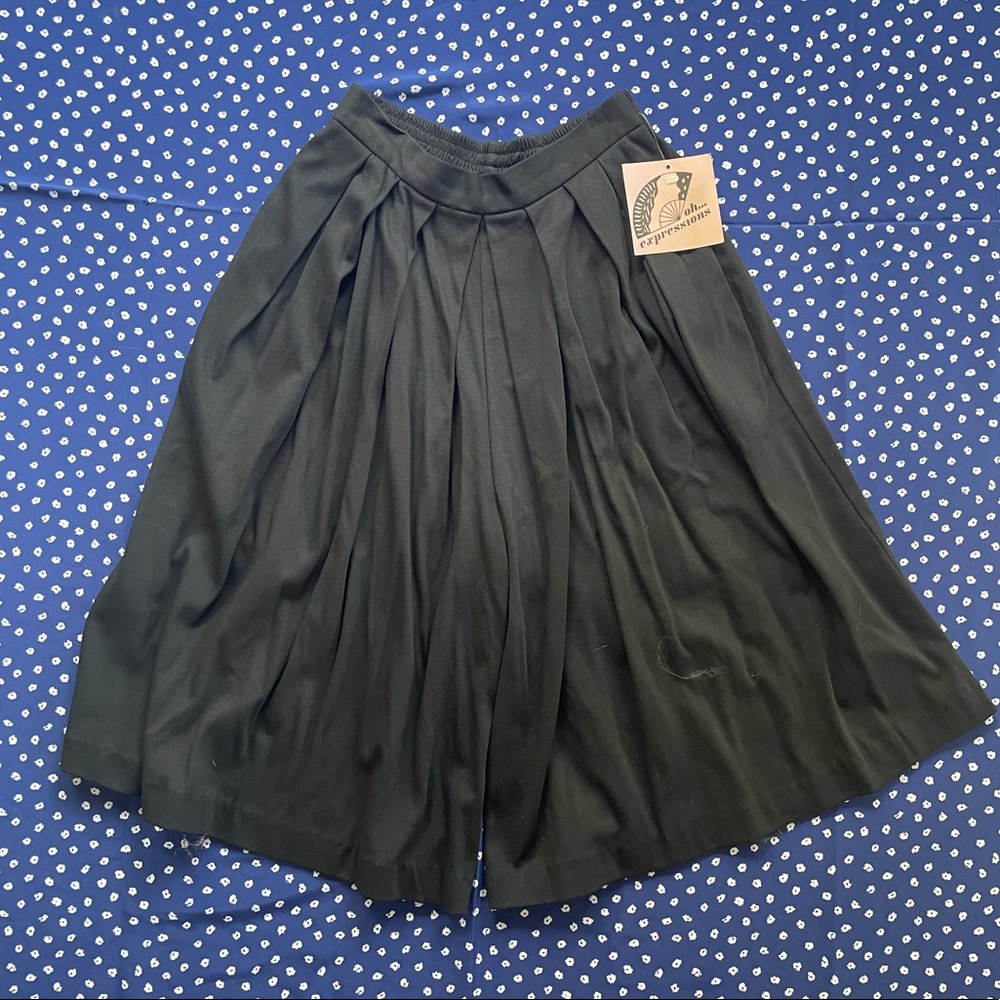 Rosemary Brantley Vintage 80’s Knee-Length Short- Original Tags Intact
